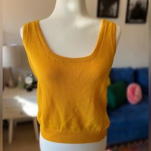 St. John Collection Scoop Neck Tank